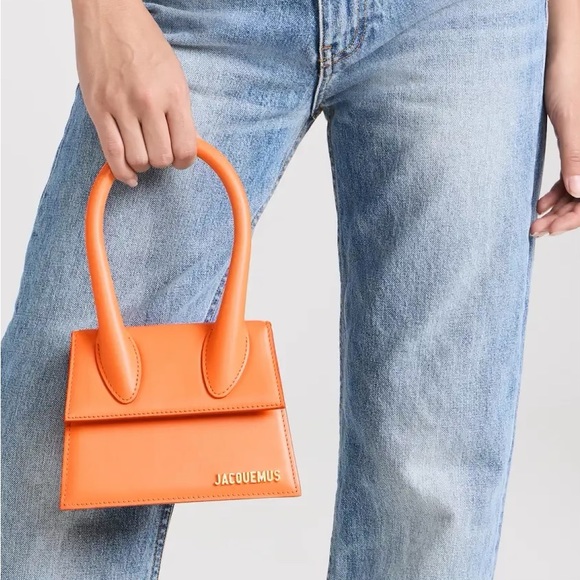 JACQUEMUS LE CHIQUITO MOYEN BAG - Picture 3 of 4